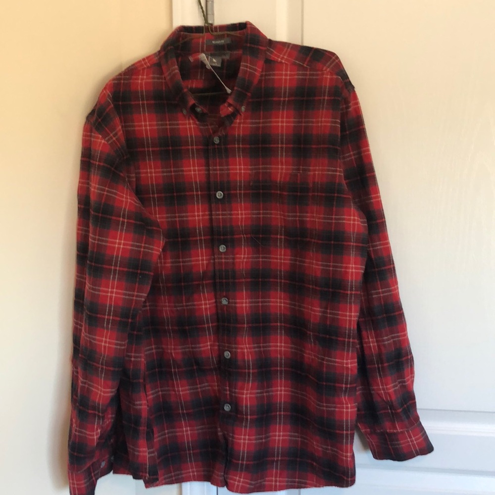 Eddie Bauer men’s relaxed fit flannel shirt